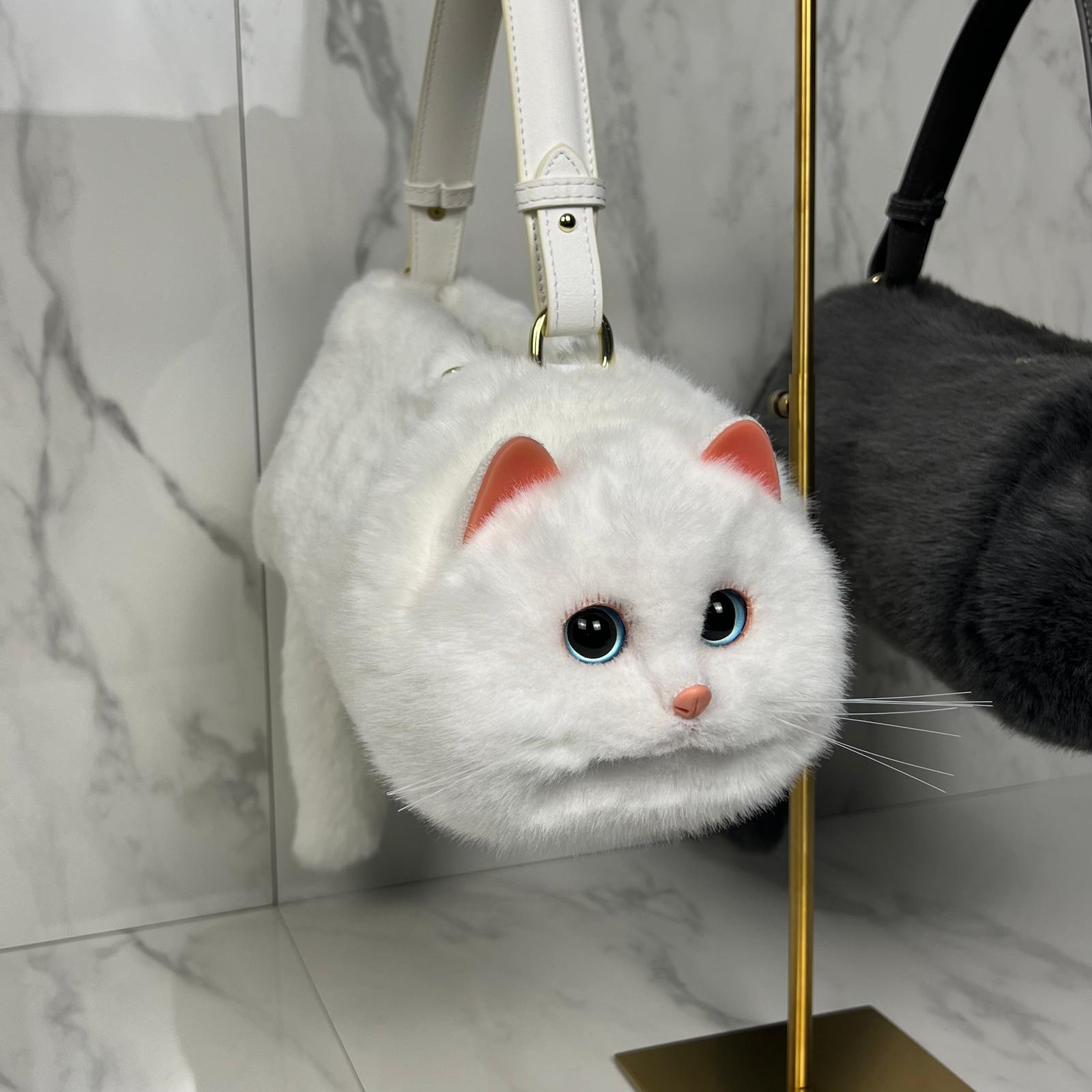 Realistic cat bag- Handbag